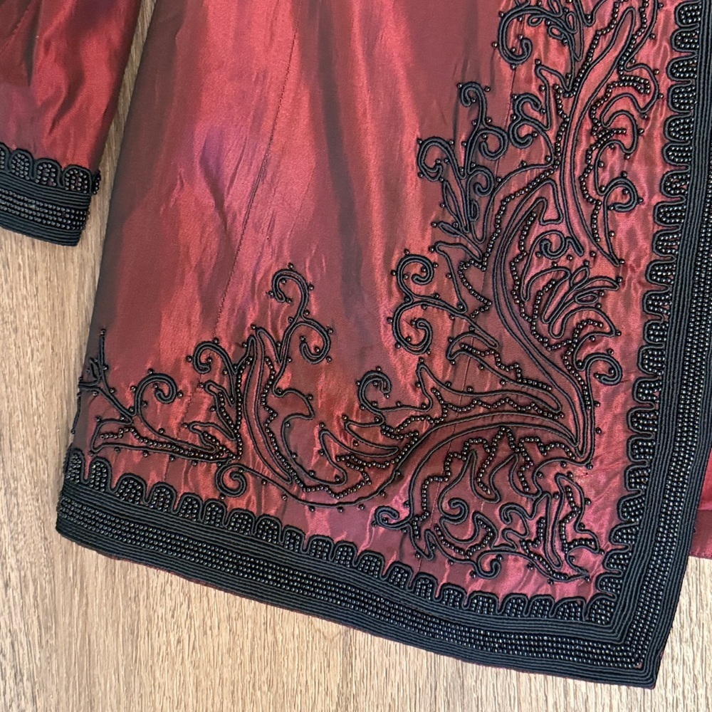Vintage Marie, St. Claire iridescent burgundy beaded embroidered jacket - Picture 5 of 8